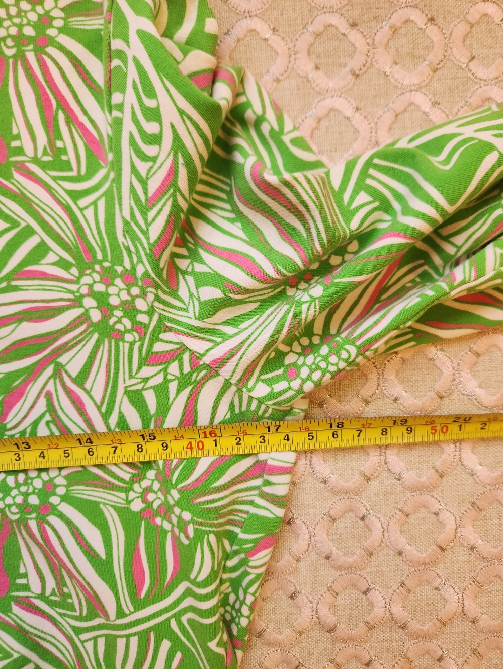 Lilly Pulitzer Women's Daisy Darling Green Long Sleeved Tunic, Size XS, $98 - Picture 6 of 10